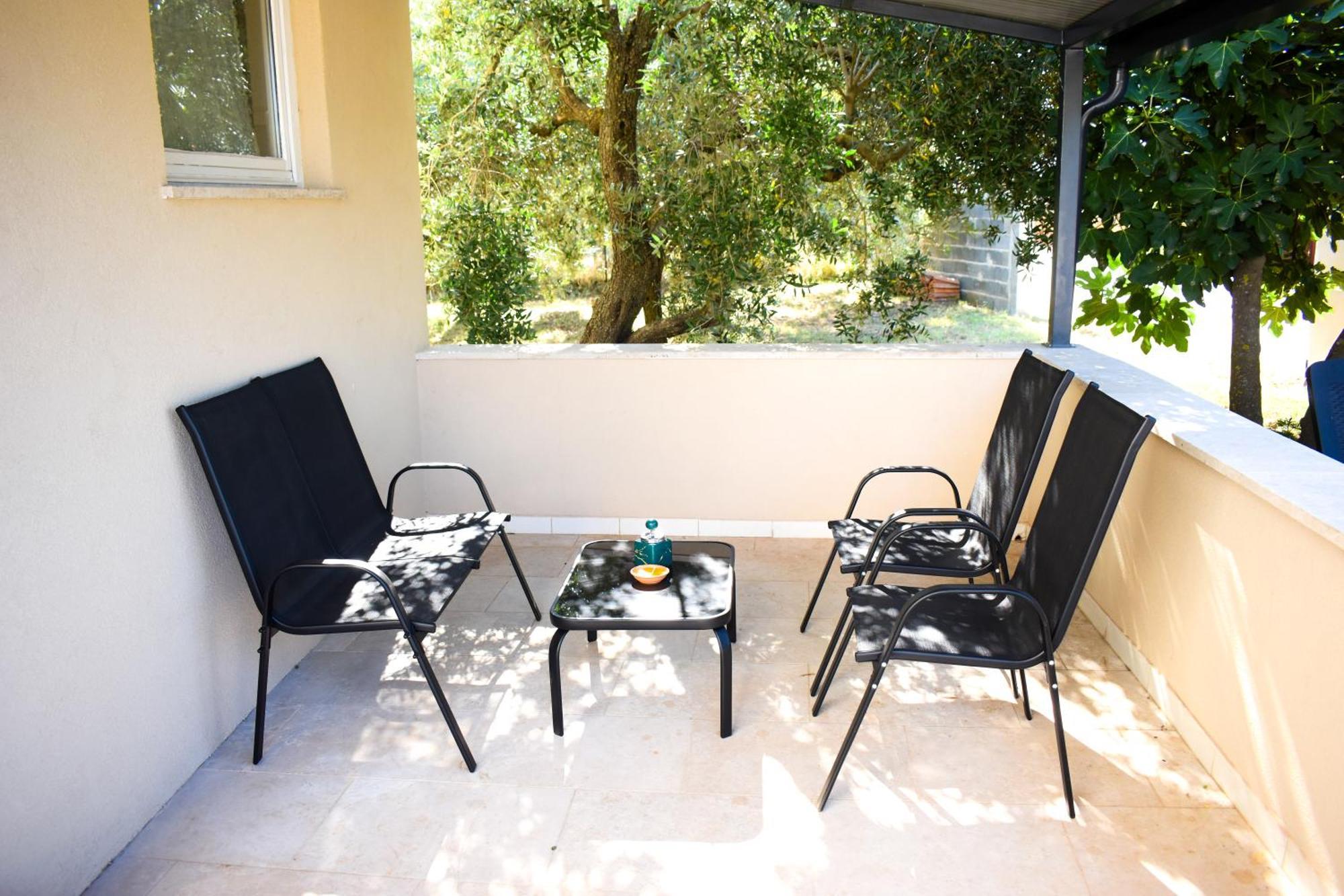 Vila House For Rent Ulika Valbandon Exteriér fotografie